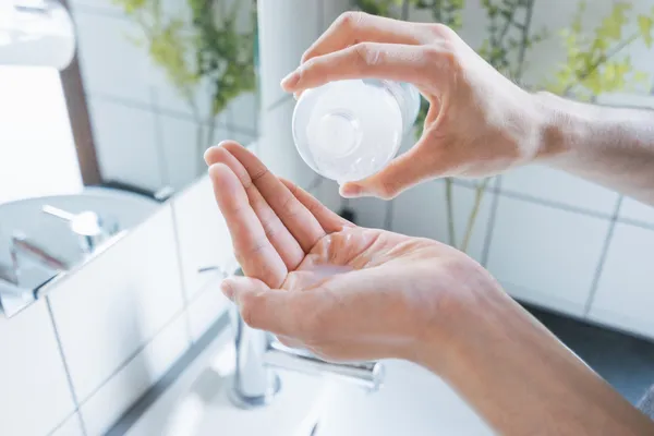 men's face wash