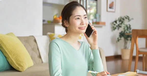 相談をする女性