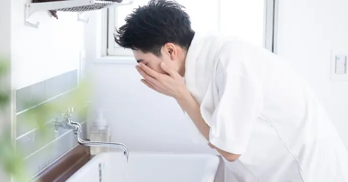 正しい洗顔手順で肌トラブルを予防しよう